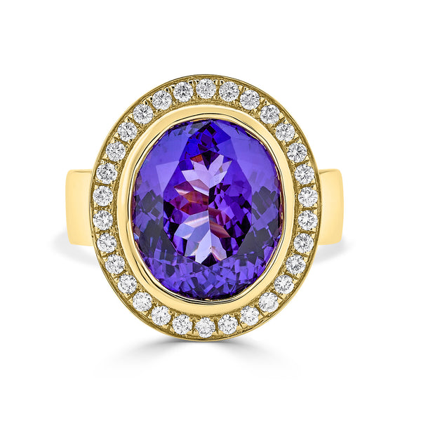 9.17 ct AAAA Oval Tanzanite Ring with 0.45 cttw Diamond in 14K Yellow Gold