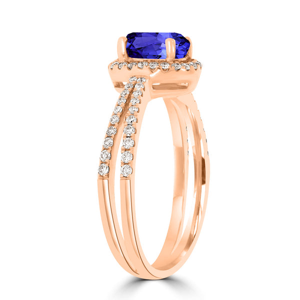 0.98ct Oval Tanzanite Ring with 0.27 cttw Diamond