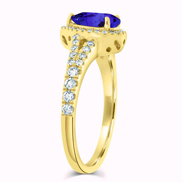 1.15ct Pear Tanzanite Ring with 0.4 cttw Diamond