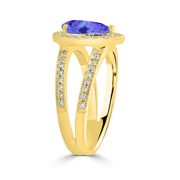 1.3ct Pear Tanzanite Ring with 0.42 cttw Diamond