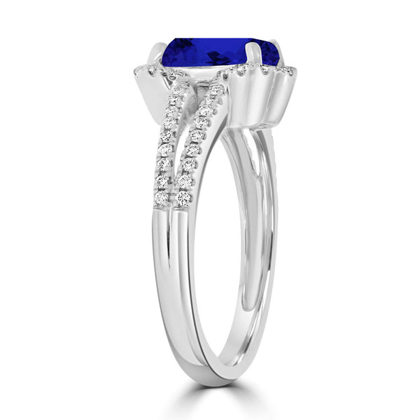 1.6ct Emerald Cut Tanzanite Ring with 0.2 cttw Diamond