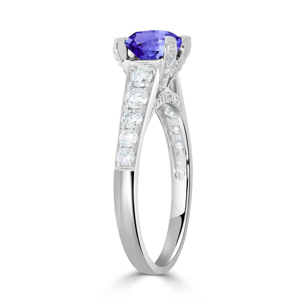 0.9ct Round Tanzanite Ring with 0.67 cttw Diamond