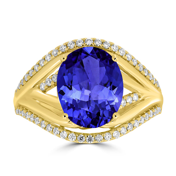 3.9ct Oval Tanzanite Ring with 0.34 cttw Diamond