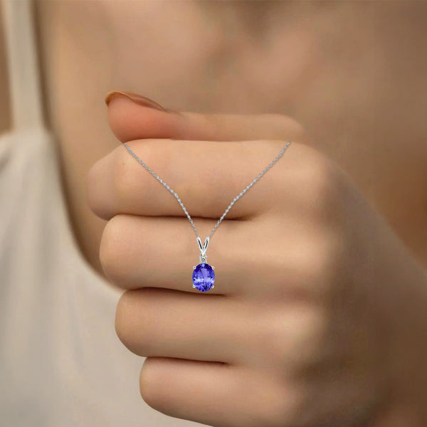 2.85ct Oval Tanzanite Pendant with 0.05 cttw Diamond