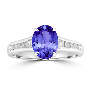 1.8ct Oval Tanzanite Ring with 0.25 cttw Diamond