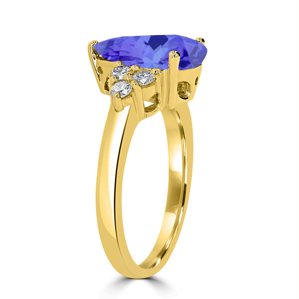 2.9ct Pear Tanzanite Ring with 0.34 cttw Diamond