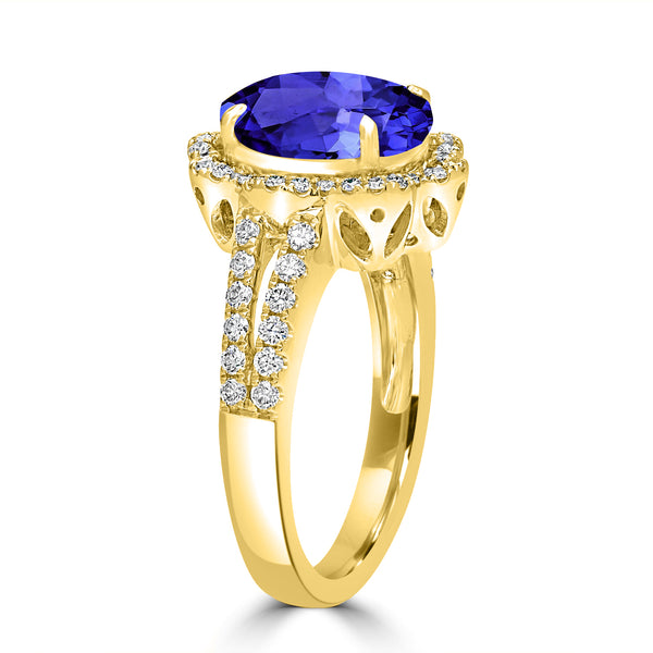 3.9ct Oval Tanzanite Ring with 0.49 cttw Diamond