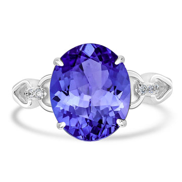 4.9ct Oval Tanzanite Ring with 0.19 cttw Diamond