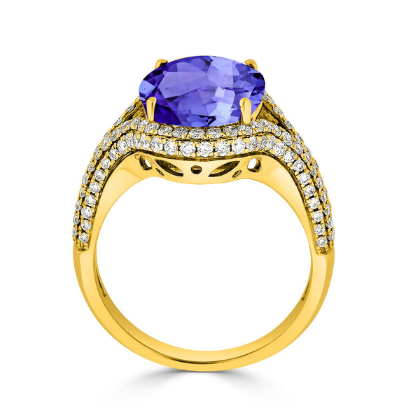 4.9ct Oval Tanzanite Ring with 0.75 cttw Diamond