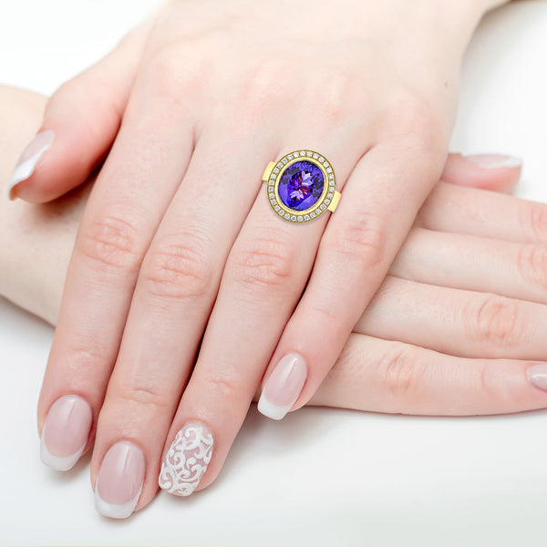 9.17 ct AAAA Oval Tanzanite Ring with 0.45 cttw Diamond in 14K Yellow Gold