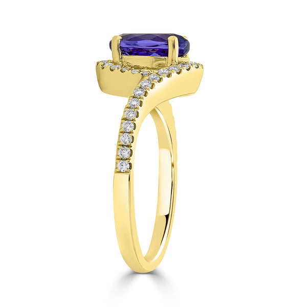 1.89 ct AAAA Oval Tanzanite Ring with 0.28 cttw Diamond in 14K Yellow Gold