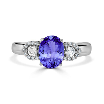 1.45ct Oval Tanzanite Ring with 0.19 cttw Diamond