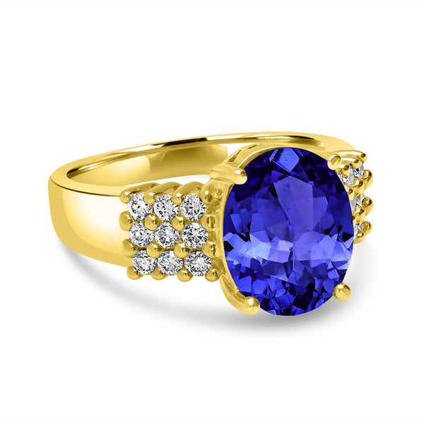 3.9ct Oval Tanzanite Ring with 0.39 cttw Diamond