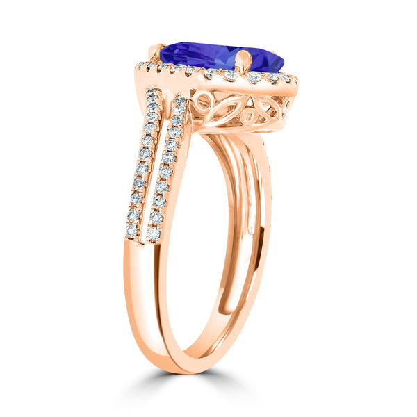 2.05ct Pear Shape Tanzanite Ring with 0.4 cttw Diamond