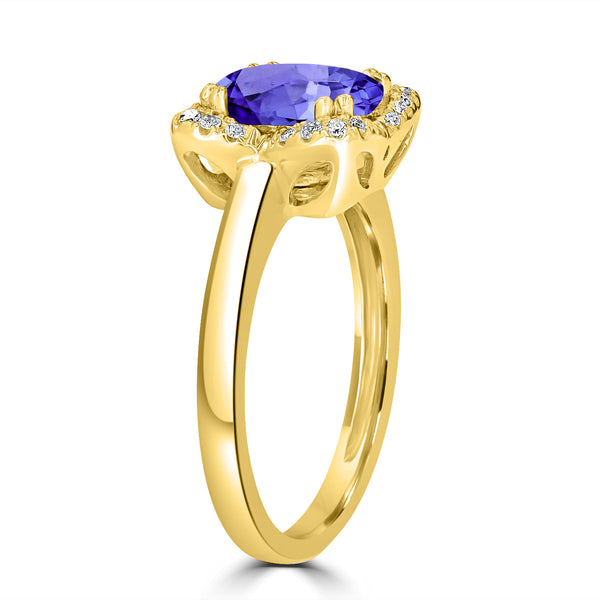 1.8ct Oval Tanzanite Ring with 0.13 cttw Diamond