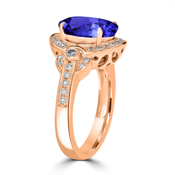 3.9ct Oval Tanzanite Ring with 0.37 cttw Diamond