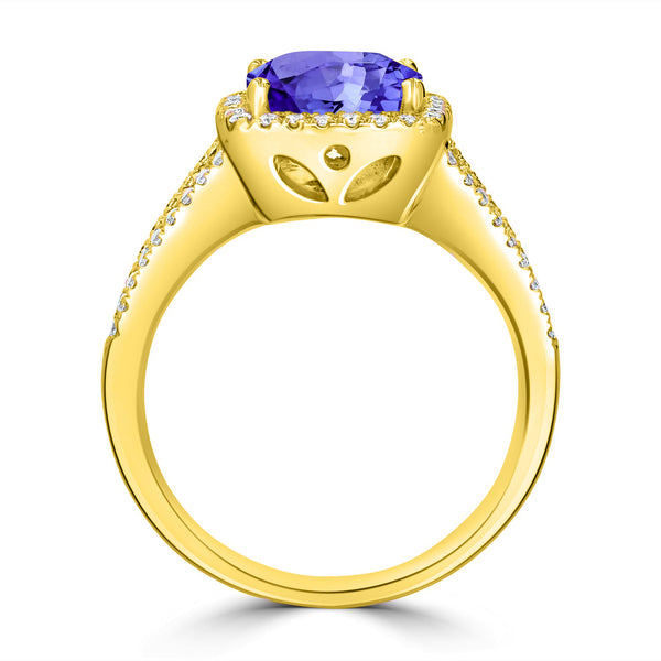 2.4ct Cushion Tanzanite Ring with 0.32 cttw Diamond