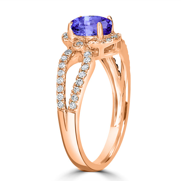 0.98ct Oval Tanzanite Ring with 0.24 cttw Diamond